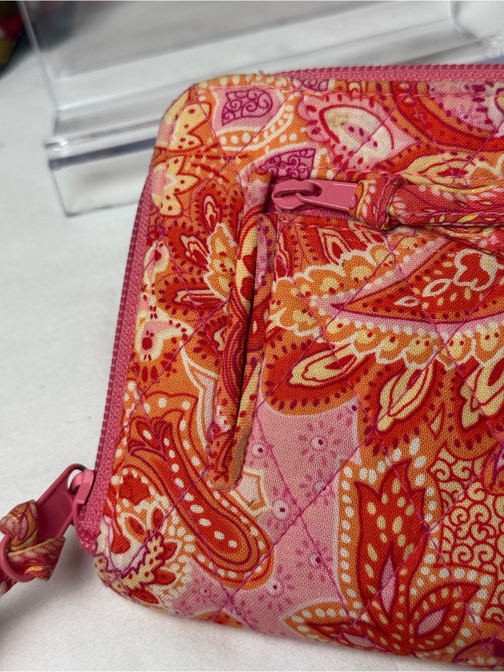 EUC Vera Bradley Sherbert Zip Around Wallet Retired 7.5” X 4.75” LAST ONE! - Picture 4 of 6